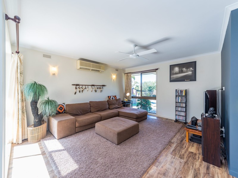 15 Latrobe Avenue, Helensvale QLD 4212