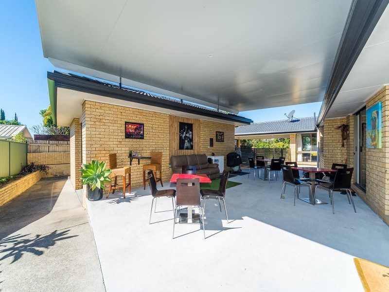 15 Latrobe Avenue, Helensvale QLD 4212