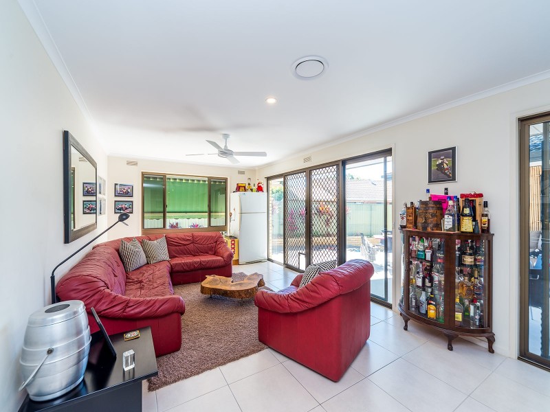 15 Latrobe Avenue, Helensvale QLD 4212