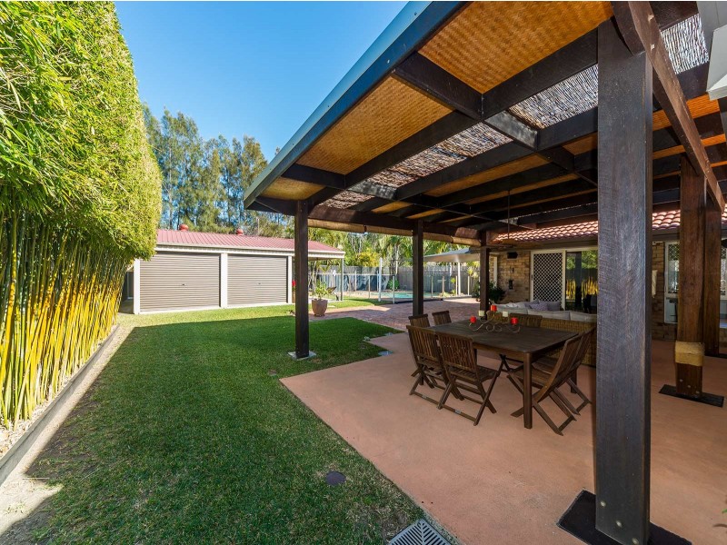 18 Rosswood Court, Helensvale QLD 4212