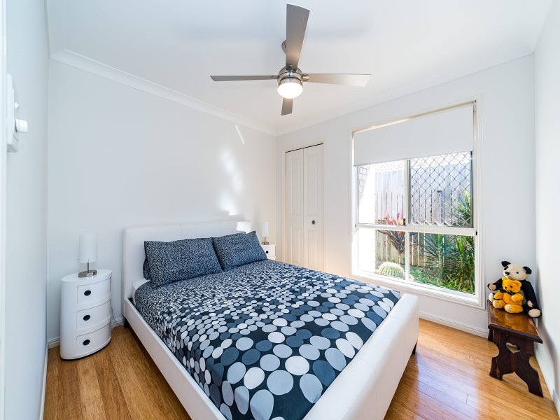 18 Rosswood Court, Helensvale QLD 4212