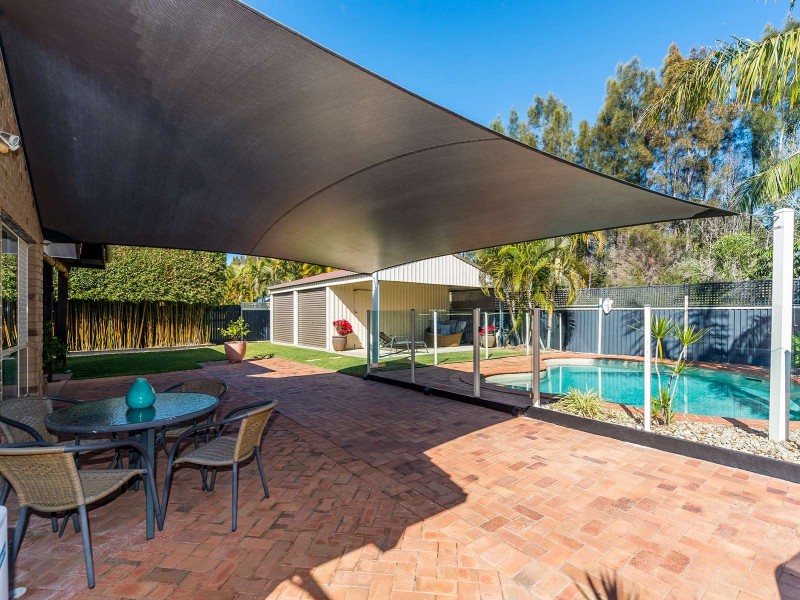 18 Rosswood Court, Helensvale QLD 4212