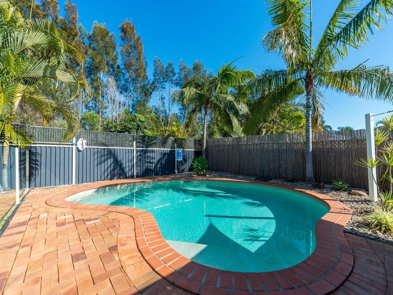 18 Rosswood Court, Helensvale QLD 4212