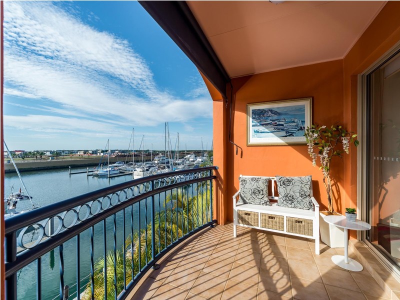 31 John Lund Drive, Hope Island QLD 4212