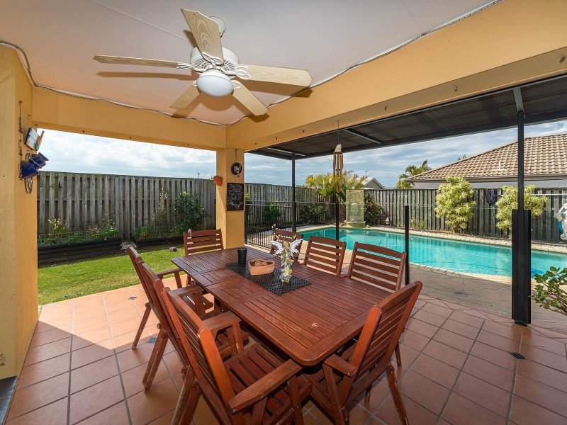 11 Broxbourne Place, Oxenford QLD 4210