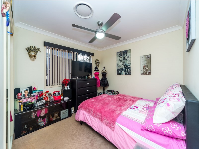 11 Broxbourne Place, Oxenford QLD 4210