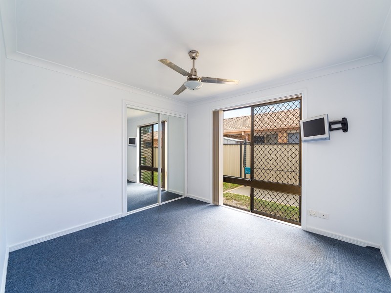 2 Anchorage Way, Biggera Waters QLD 4216