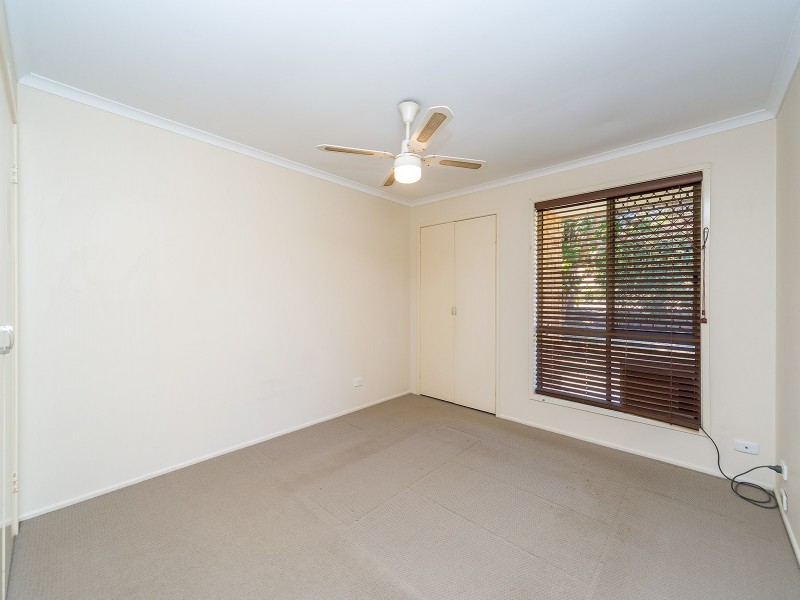 2/96 Village Way, Oxenford QLD 4210