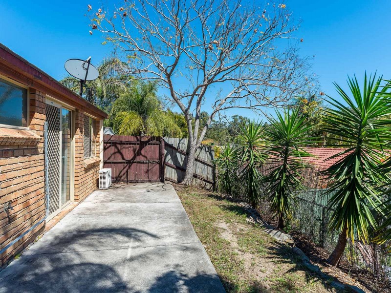 2/96 Village Way, Oxenford QLD 4210