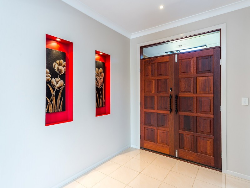 1 Siggies Place, Upper Coomera QLD 4209