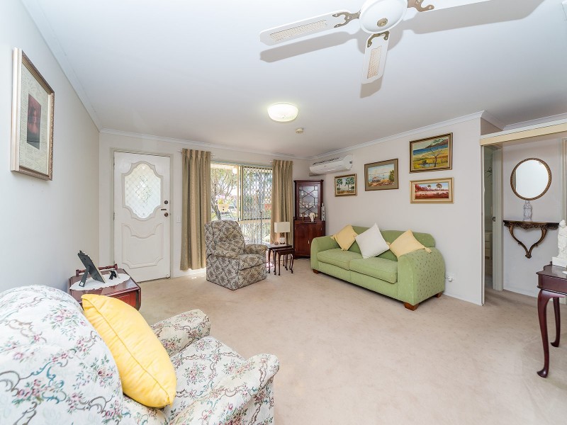 2/24 Artists Avenue, Oxenford QLD 4210