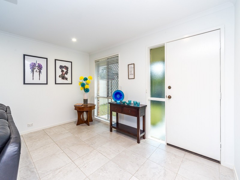 95 Mildura Drive, Helensvale QLD 4212