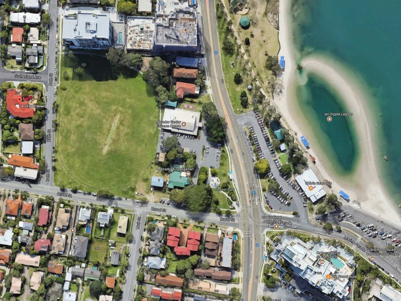 8/10-12 Bath Street, Labrador QLD 4215