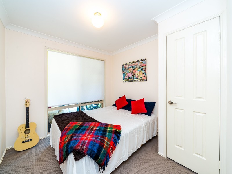 4 Greenwood Court, Helensvale QLD 4212