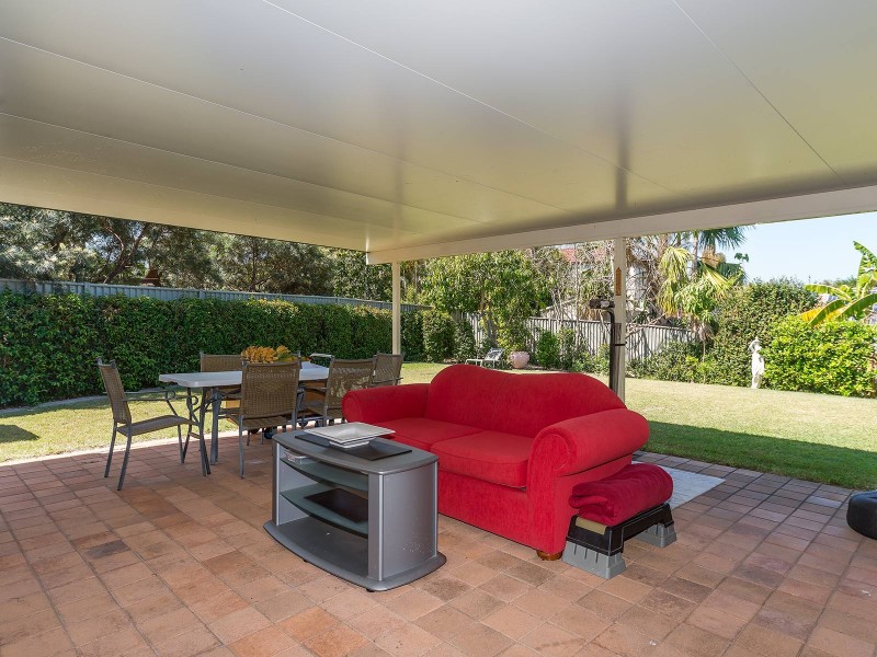 4 Greenwood Court, Helensvale QLD 4212