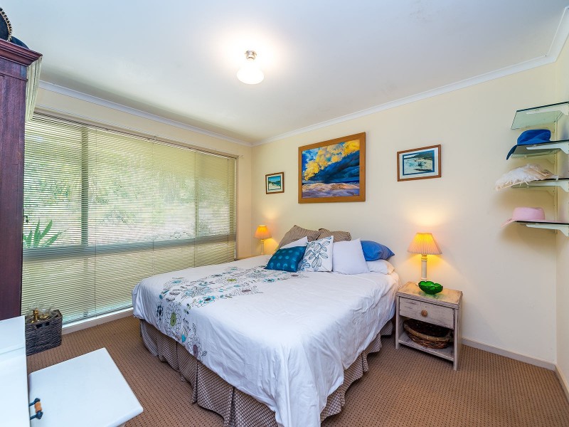 10-12 Nicolet Drive, Tamborine Mountain QLD 4272