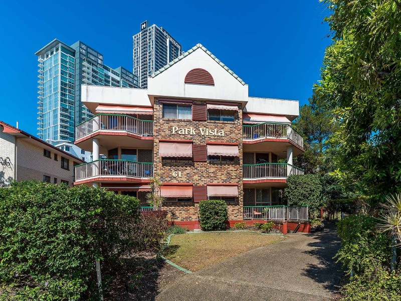 7/61 Bauer Street, Southport QLD 4215