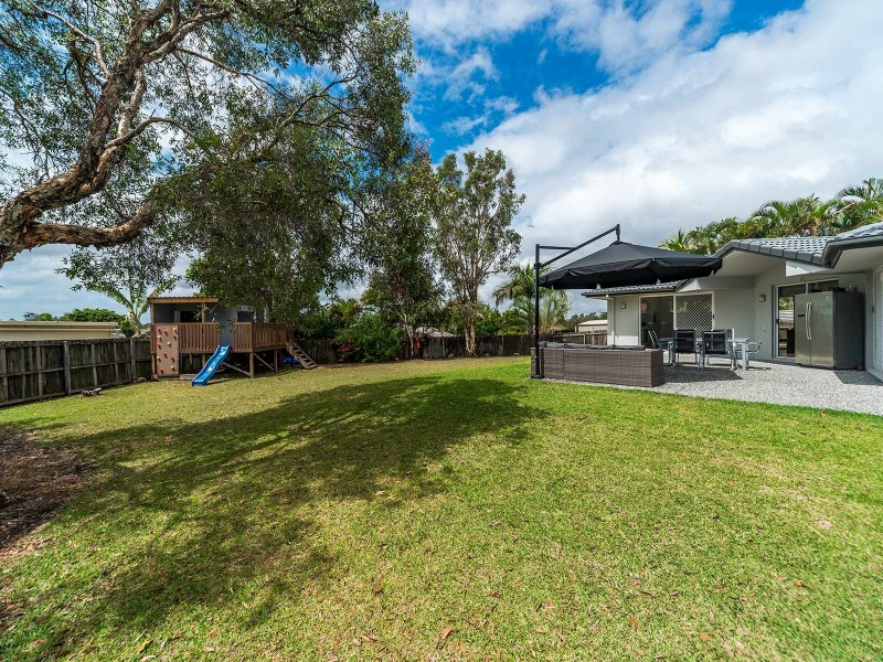 8 Elanda Place, Helensvale QLD 4212