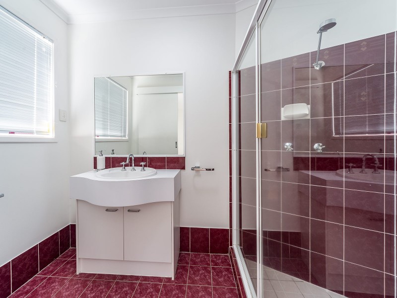 3 Erindale Court, Helensvale QLD 4212