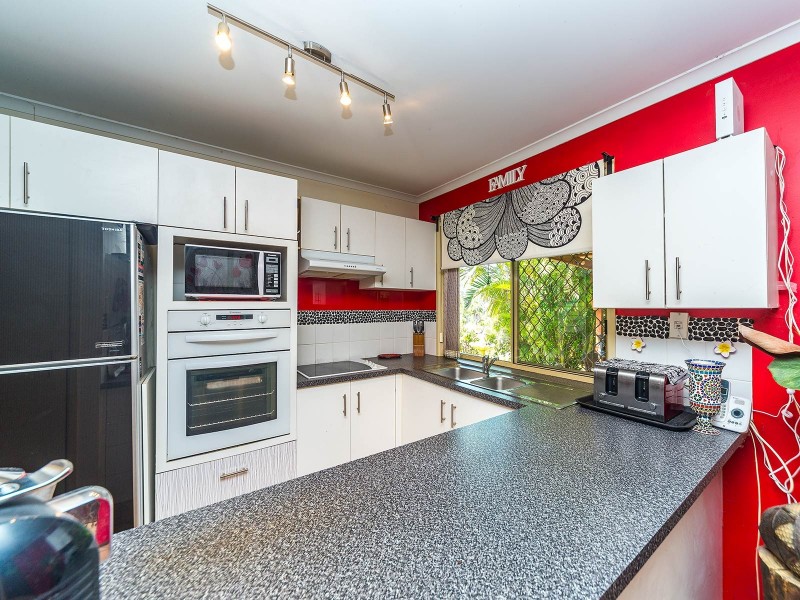 2/3 Hollywood Place, Oxenford QLD 4210