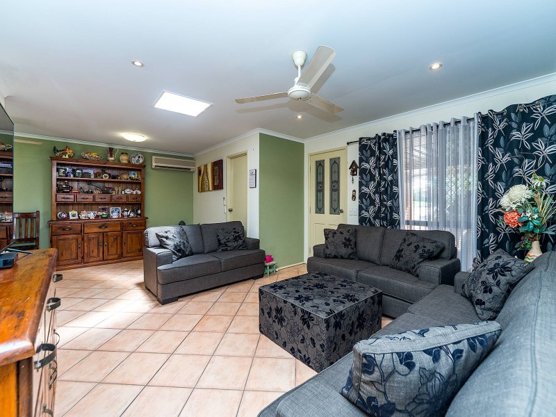 2/3 Hollywood Place, Oxenford QLD 4210