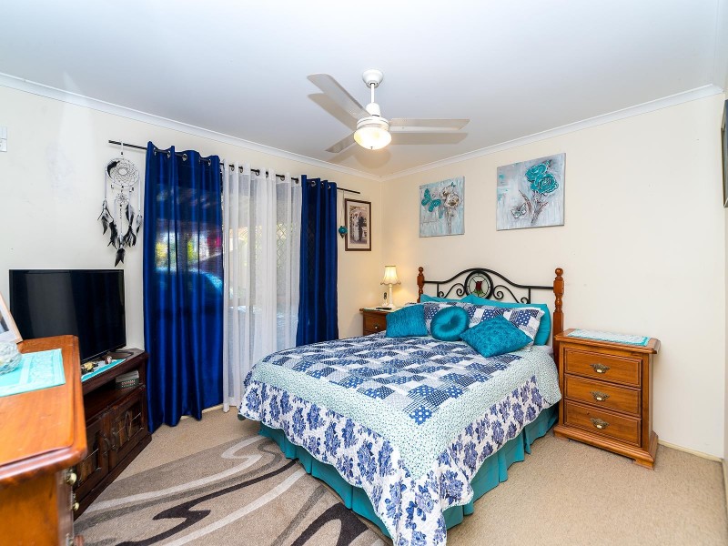 2/3 Hollywood Place, Oxenford QLD 4210