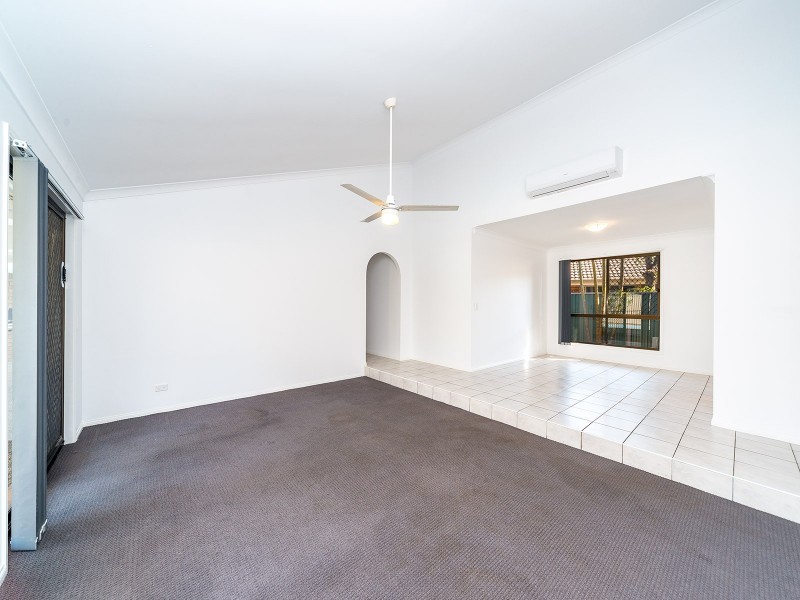 18 Tibouchina Court, Helensvale QLD 4212