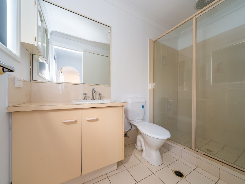 18 Tibouchina Court, Helensvale QLD 4212