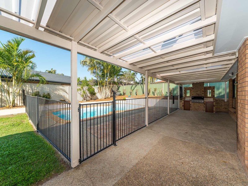 18 Tibouchina Court, Helensvale QLD 4212