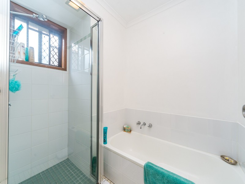 7 Nugent Court, Helensvale QLD 4212