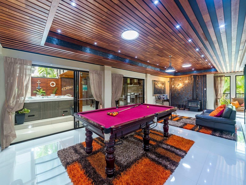 6 Belltop Court, Helensvale QLD 4212