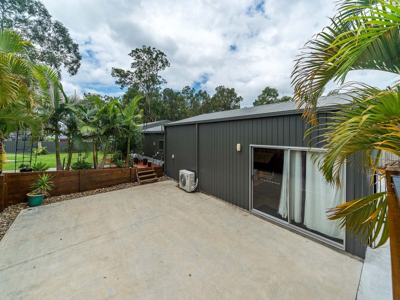 6 Belltop Court, Helensvale QLD 4212