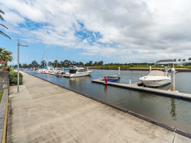 Lot 18, 28 Harbour Rise, Hope Island QLD 4212