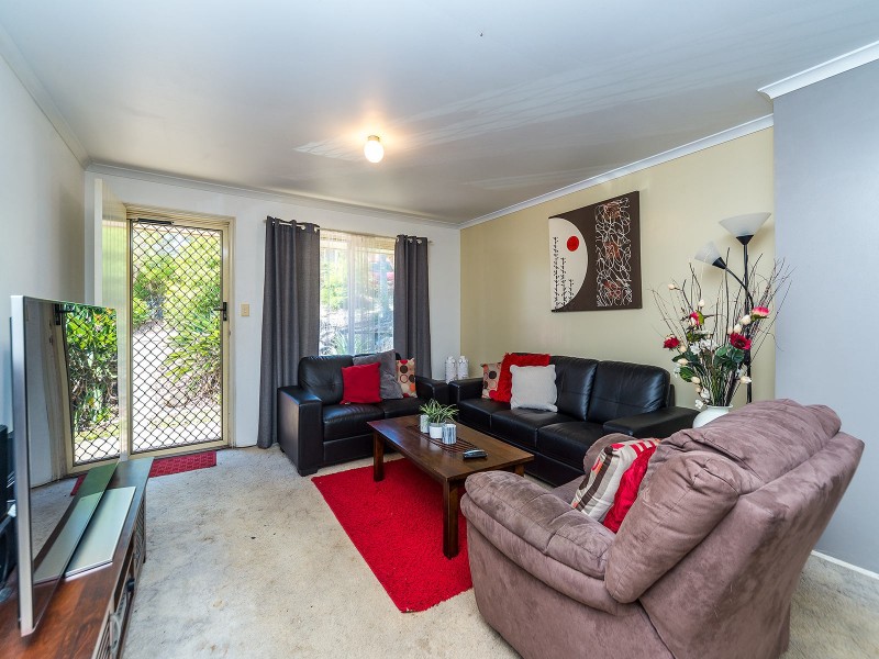 8/8 Hercule Court, Oxenford QLD 4210