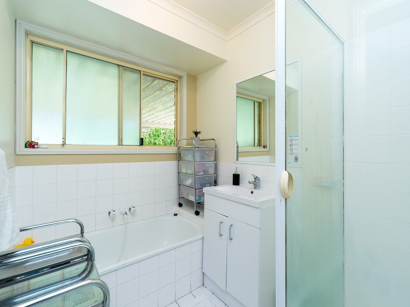 8/8 Hercule Court, Oxenford QLD 4210