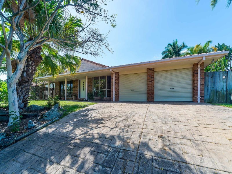 31 Jack Nicklaus Way, Parkwood QLD 4214
