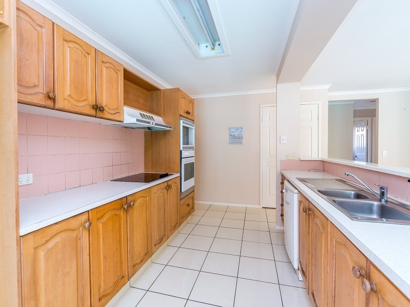 31 Jack Nicklaus Way, Parkwood QLD 4214