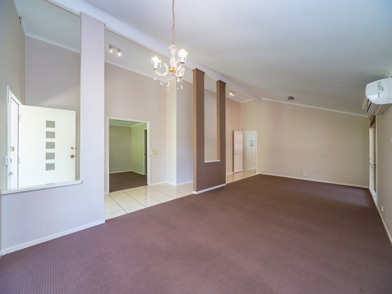 31 Jack Nicklaus Way, Parkwood QLD 4214