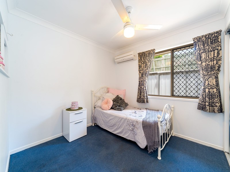 7 Pinemount Crescent, Oxenford QLD 4210