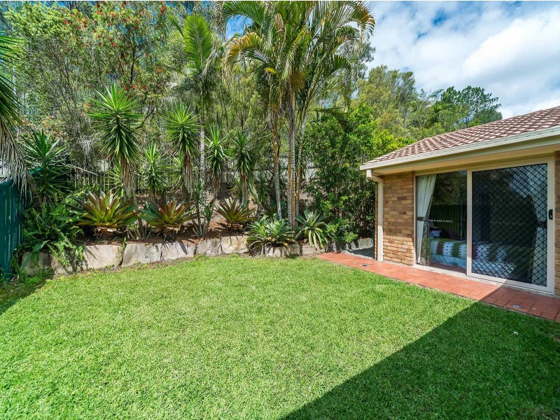 7 Pinemount Crescent, Oxenford QLD 4210