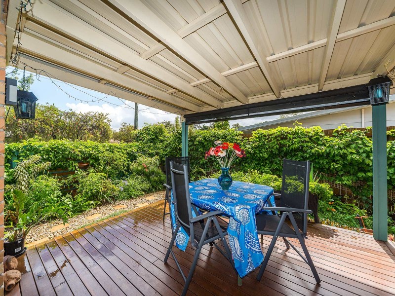 1/15 Gordon Street, Labrador QLD 4215