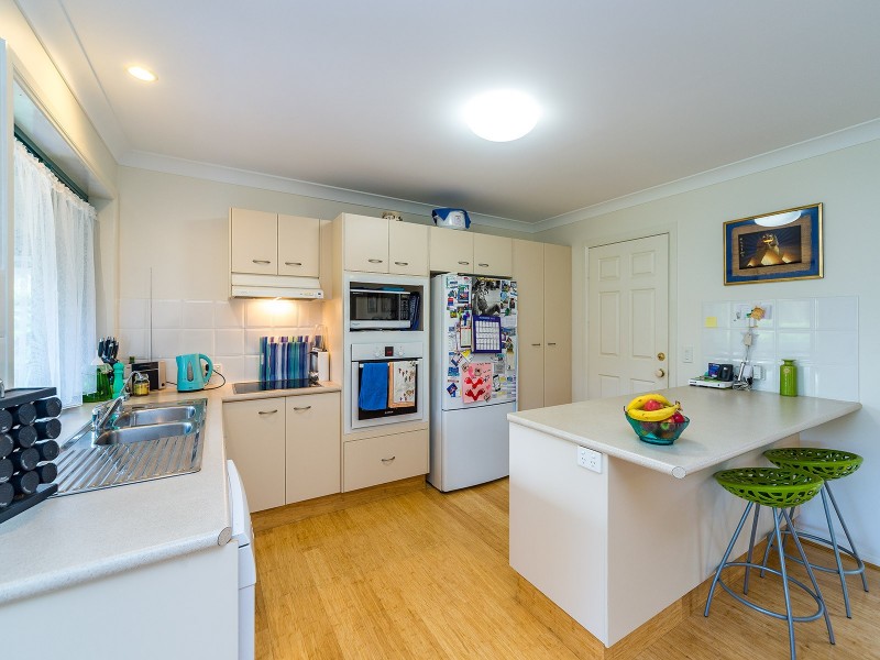 1/15 Gordon Street, Labrador QLD 4215