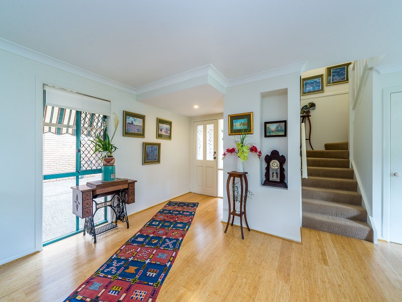 1/15 Gordon Street, Labrador QLD 4215