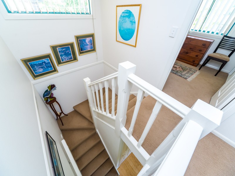 1/15 Gordon Street, Labrador QLD 4215