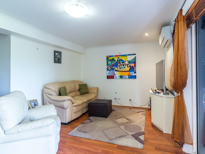 41 Adaminaby Drive, Helensvale QLD 4212