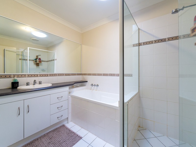 21 Nicola Way, Upper Coomera QLD 4209