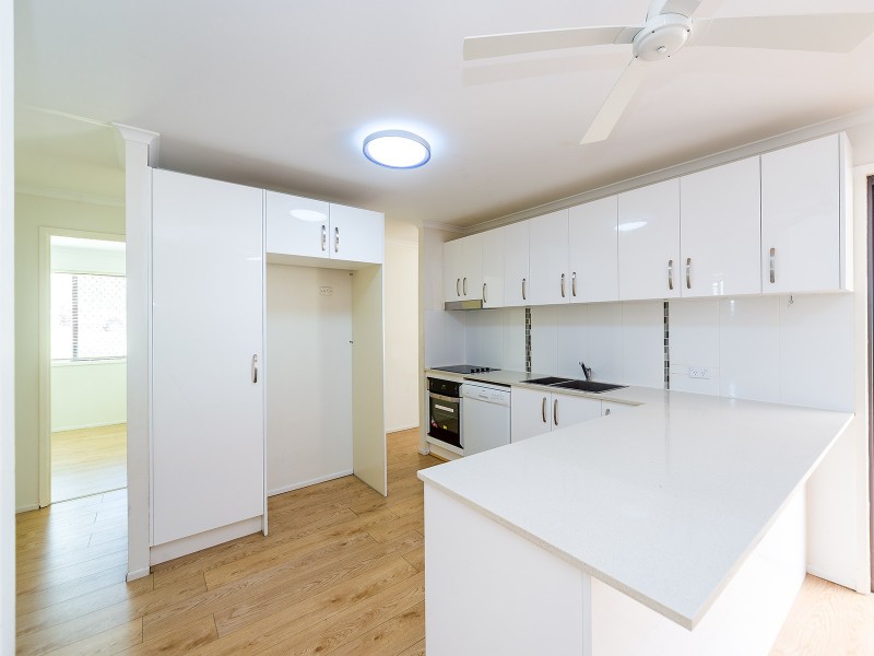 11 Boonah Court, Helensvale QLD 4212