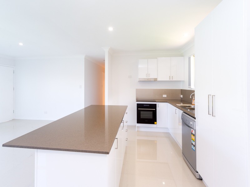 34 Hepworth Street, Arundel QLD 4214