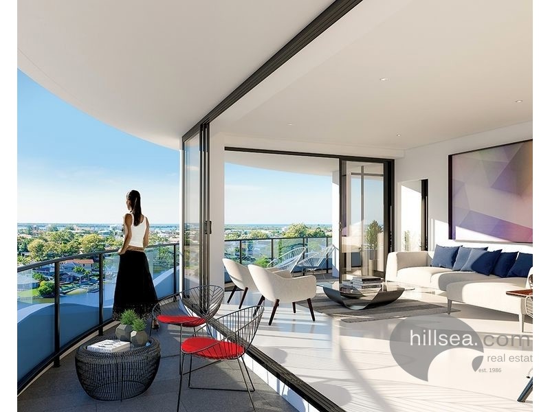 5 Harbour Side Court, Biggera Waters QLD 4216