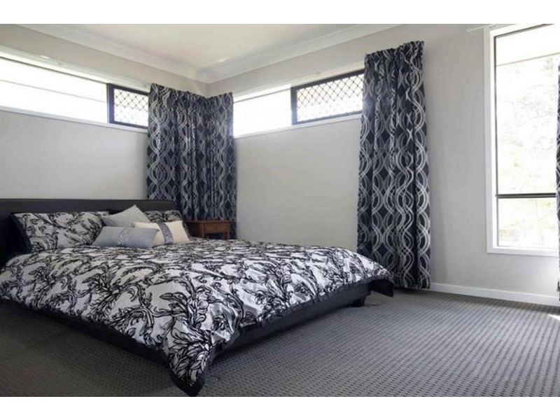 6A Belltop Court, Helensvale QLD 4212